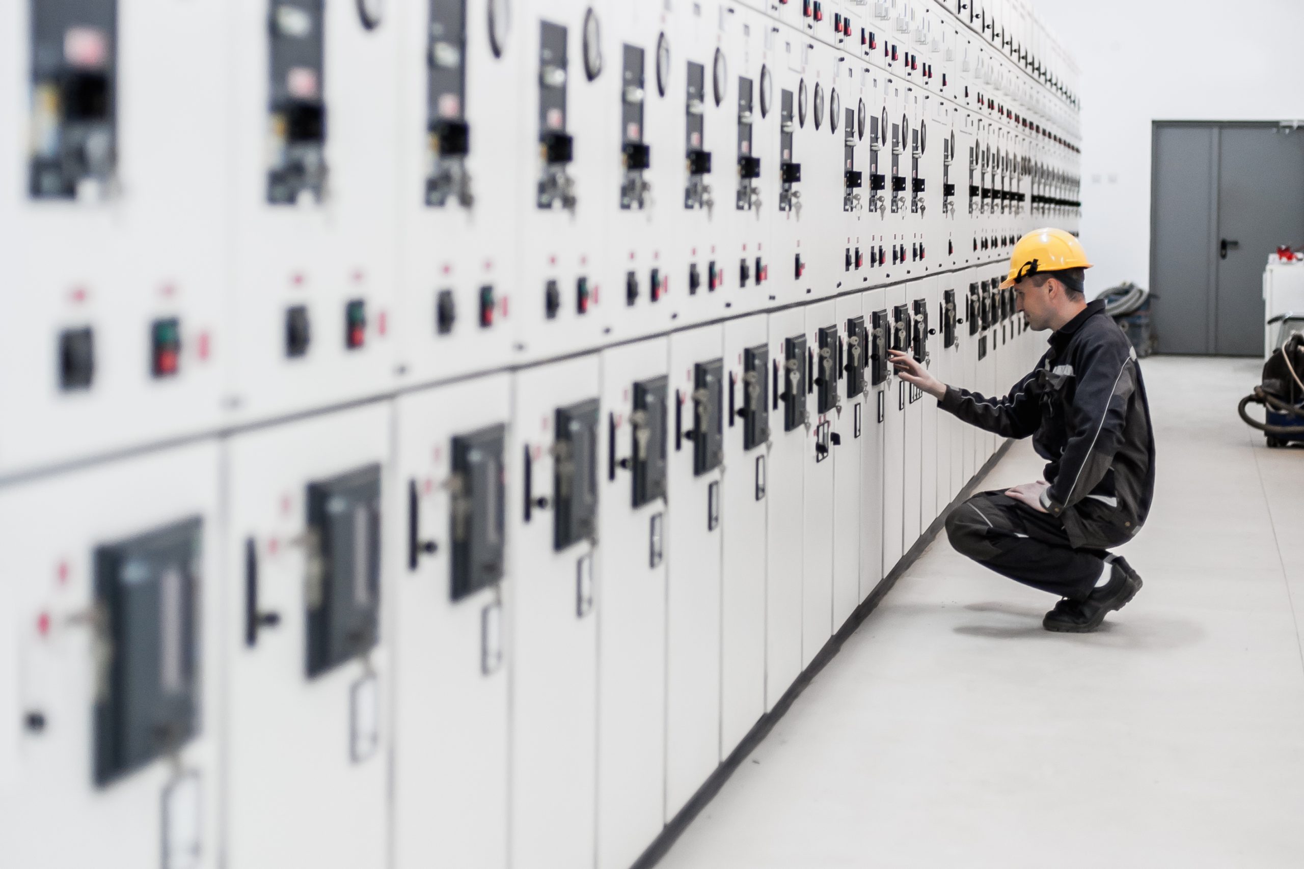 power switchgears
